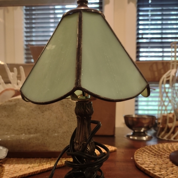 Vintage Tiffa-Mini Lamp - Picture 5 of 5